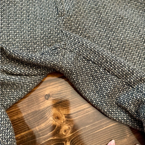 Banana Republic Women’s  Black and Tan Wool Blend Cuffed Hem Dress Pants Size 6P - Picture 7 of 7